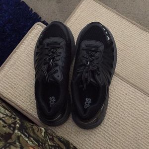 NWOT SAS sneakers size 7D